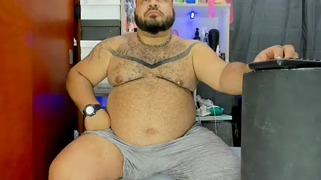 Latino bigcock online show from February 21, 2025, 2:17 am