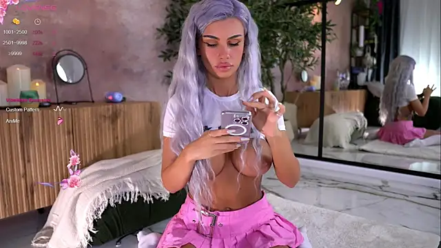 Serene Sophiex online show from September 10, 2025, 8:31 pm