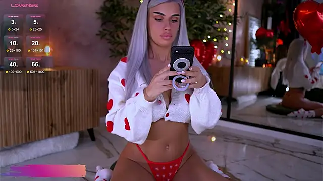 Serene Sophiex online show from February 13, 2026, 9:33 pm