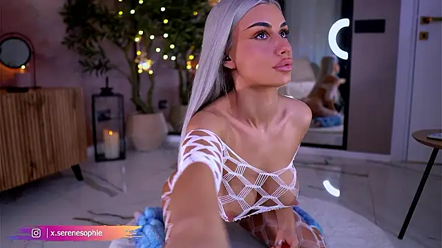 Serene Sophiex online show from February 18, 2026, 9:55 pm