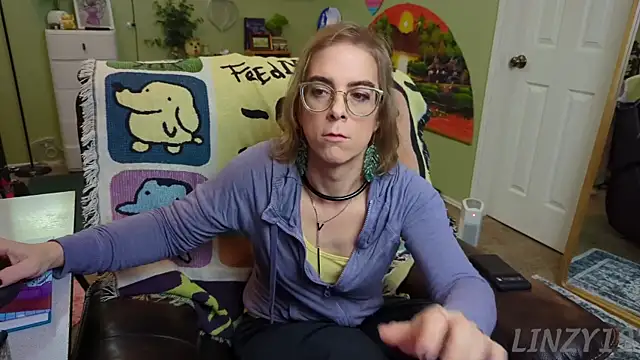 Linzy 19 online show from February 11, 2025, 2:57 am