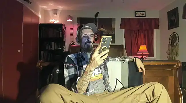 RoosterWabbit online show from January 15, 2025, 6:54 am