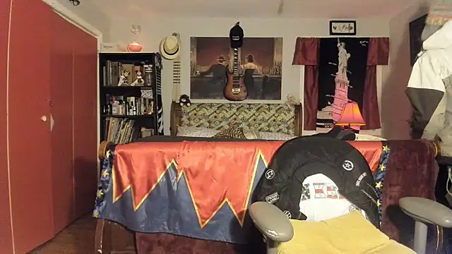 RoosterWabbit online show from March 10, 2025, 12:40 am