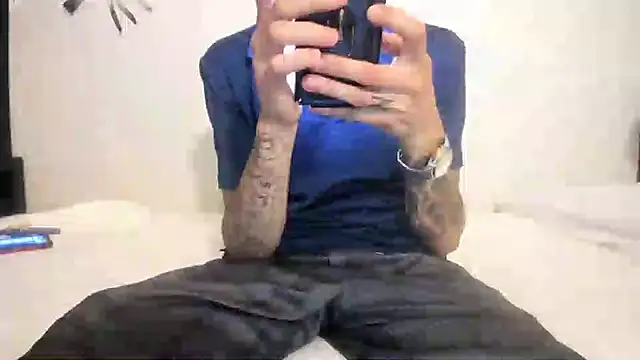 RoosterWabbit online show from September 22, 2025, 8:55 pm