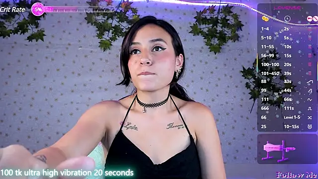 lunacandyy13 online show from February 24, 2025, 7:09 pm