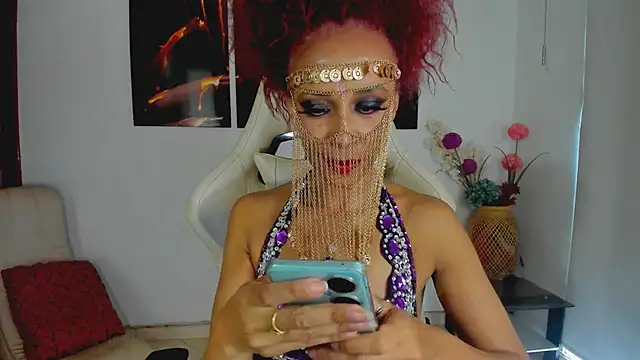 ScarlettMalbec online show from October 31, 2025, 9:49 pm