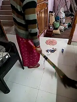 COUPLLE VILLAGE online show from January 13, 2025, 3:45 am