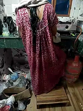 COUPLLE VILLAGE online show from March 15, 2025, 4:13 am