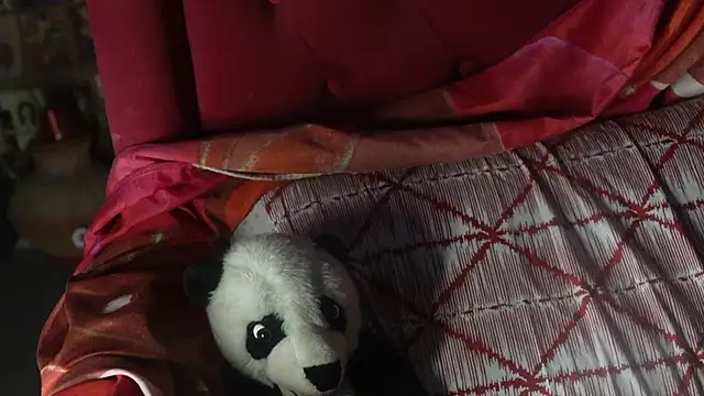 -AyeshaSinghania- online show from October 14, 2025, 10:38 am