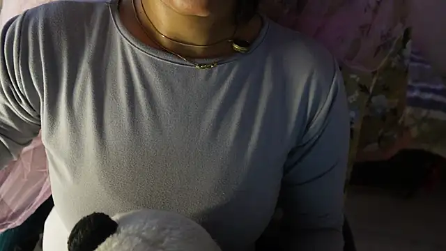 -AyeshaSinghania- online show from February 4, 2026, 5:02 am