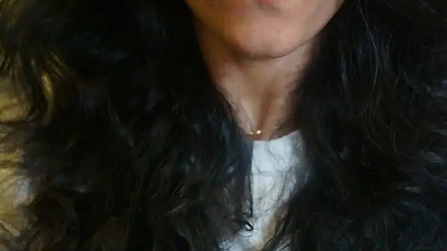 -AyeshaSinghania- online show from April 11, 2026, 11:36 am