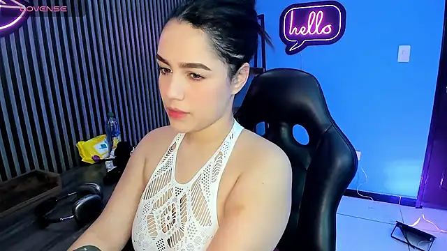 emily roberts1 online show from December 29, 2024, 1:56 am