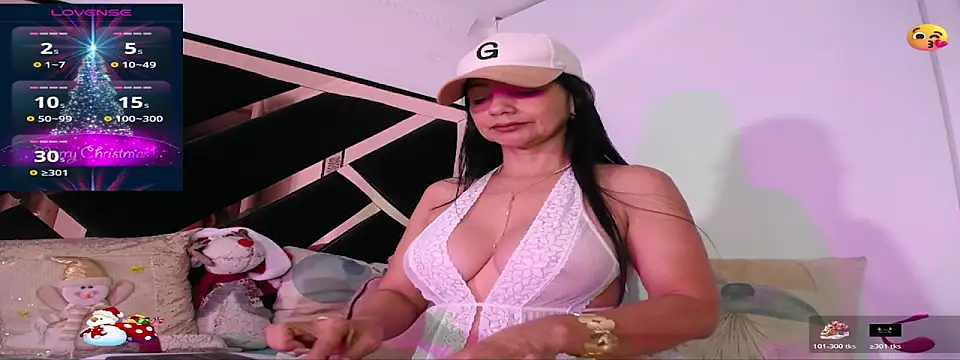 EVA45LOVES online show from December 23, 2025, 10:35 am