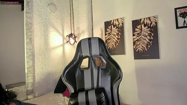 Alizon 1 online show from November 8, 2025, 7:45 pm