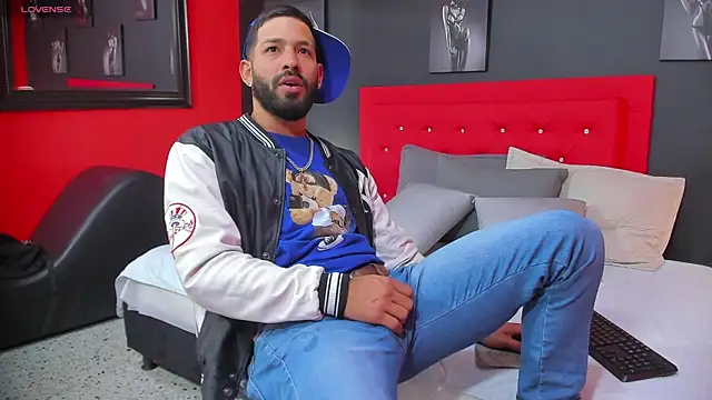 Thiagogomez online show from March 3, 2025, 12:37 pm