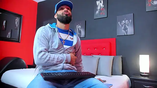 Thiagogomez online show from September 12, 2025, 12:27 pm