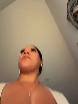 Bigbuttbrooklynn online show from April 2, 2026, 4:10 am