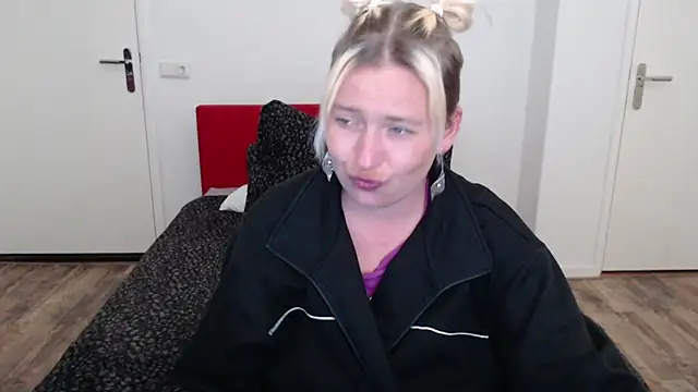 cumfun online show from March 10, 2025, 11:06 pm