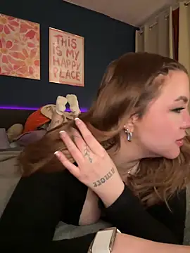 VictoriaLaFleur online show from May 17, 2026, 8:16 pm