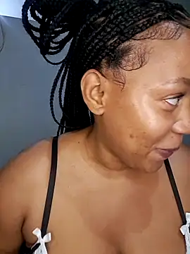 Toya P online show from October 18, 2025, 9:04 pm