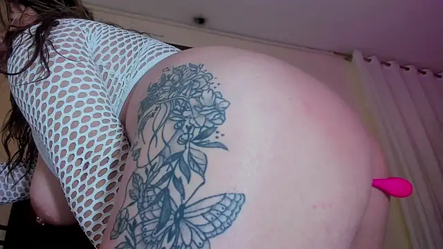 Karla Rodriguezx online show from February 4, 2025, 3:15 pm