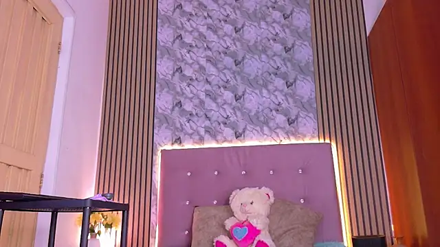 choco dessert  online show from April 7, 2026, 4:02 am