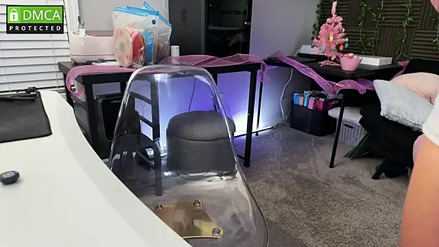 Cosmic Rose online show from March 26, 2026, 1:33 am