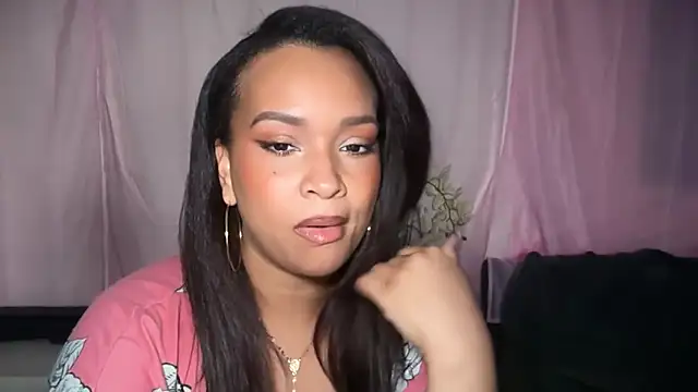 Snapshot of SashaEstrella chatting on June 14, 2026, 11:34 am SashaEstrella online show from June 14, 2026, 11:34 am