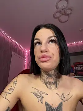 angel devil forever online show from April 8, 2026, 10:10 pm