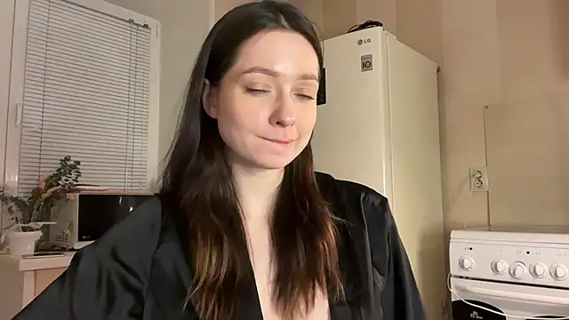 Snapshot of _liatris_ chatting on December 13, 2025, 7:53 pm liatris online show from December 13, 2025, 7:53 pm