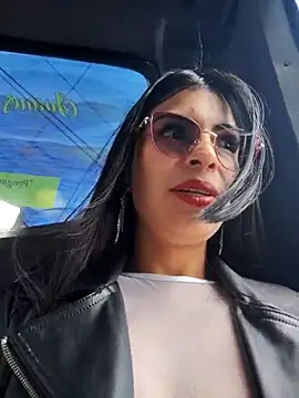 Astrid-- online show from December 16, 2025, 2:55 pm