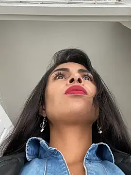 Astrid-- online show from April 23, 2026, 7:38 pm