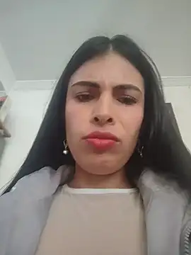 Snapshot of Astrid-- chatting on July 23, 2026, 3:43 pm Astrid-- online show from July 23, 2026, 3:43 pm