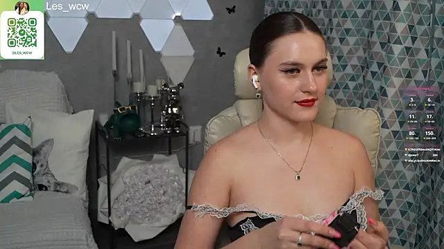 Snapshot of HarleyDeess chatting on March 21, 2025, 11:34 pm HarleyDeess online show from March 21, 2025, 11:34 pm