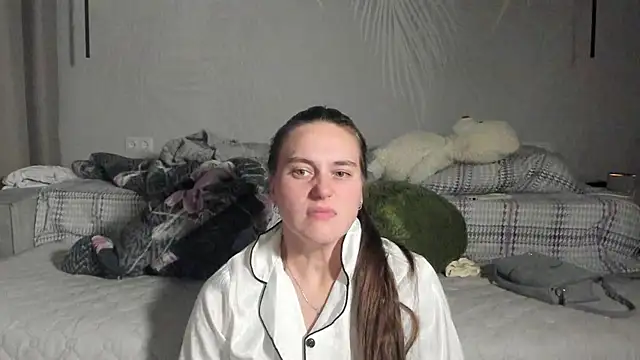 Snapshot of HarleyDeess chatting on November 20, 2025, 3:07 am HarleyDeess online show from November 20, 2025, 3:07 am