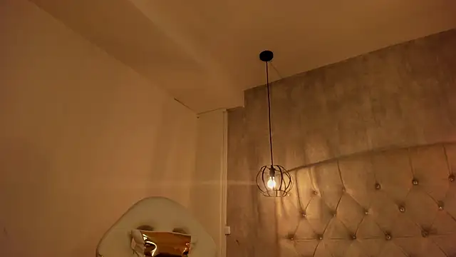 Alice Laurentt online show from February 15, 2025, 9:16 am