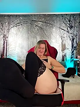 MarleneBloem online show from December 20, 2024, 11:00 am