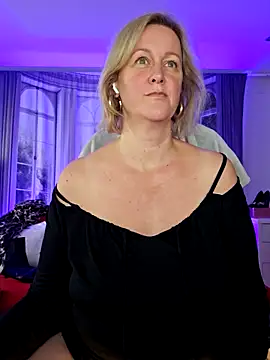 MarleneBloem online show from September 17, 2025, 3:24 pm