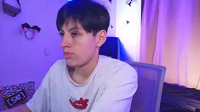 9 Fernanda 9 online show from October 13, 2025, 8:36 am