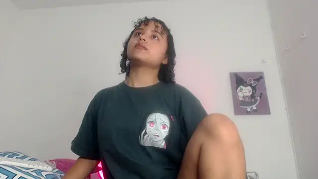 lou cute online show from February 25, 2025, 3:09 am