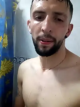 Thiagoxtz online show from April 15, 2026, 11:49 pm