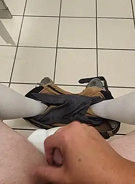 Jackauff69 online show from October 2, 2025, 9:55 pm