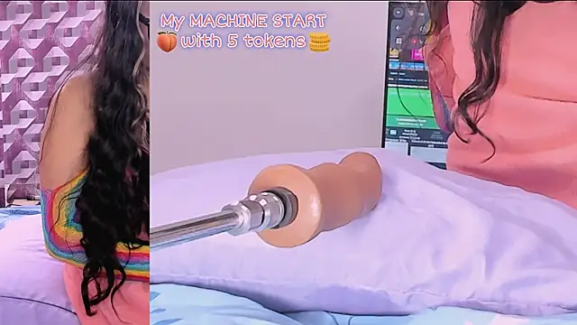 Sabrina Adams04 online show from February 12, 2025, 8:07 pm