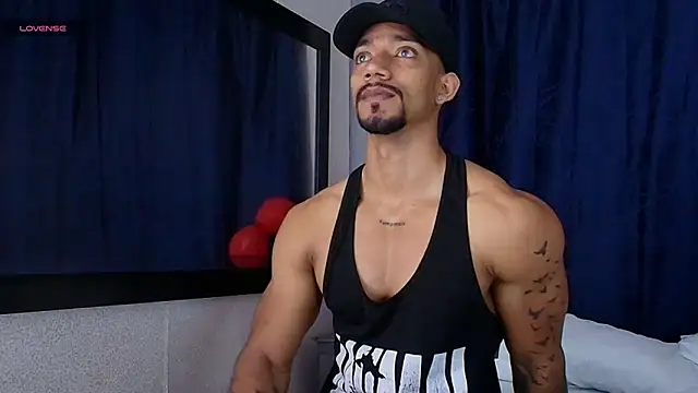 Manolo Hot1 online show from February 3, 2025, 2:13 pm