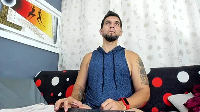 JULESLAKES online show from November 22, 2025, 7:13 pm