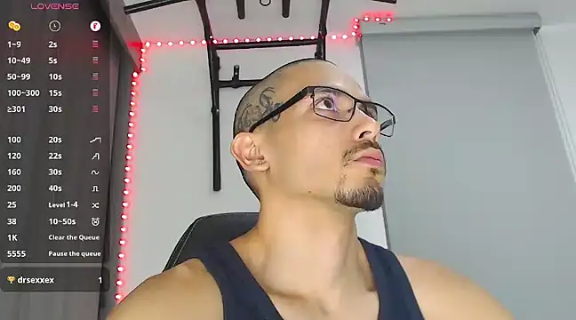 russthiago online show from February 8, 2025, 7:05 pm