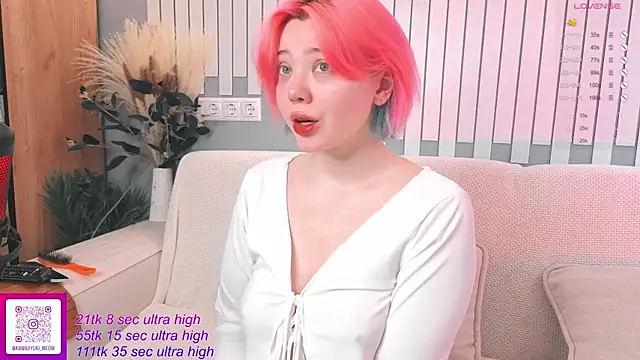   KawaiiYuki   online show from December 1, 2025, 6:29 am