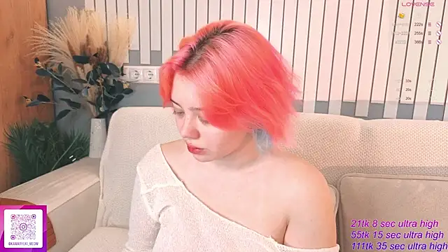   KawaiiYuki   online show from December 5, 2025, 6:33 am