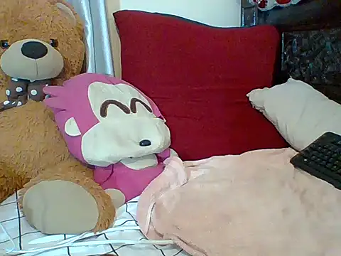 Poisonous Ivy online show from February 19, 2026, 10:06 pm