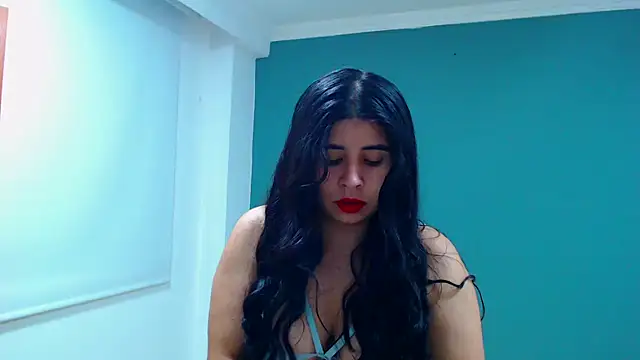 danna- roouss online show from February 19, 2026, 11:12 pm